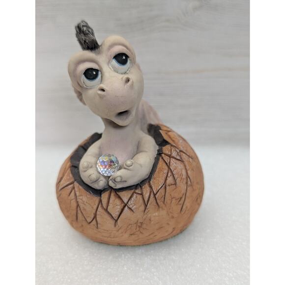 Vintage Panton Tokkel Dragon Baby Figurine 1988 Made in England Crystal Resin - Picture 7 of 11